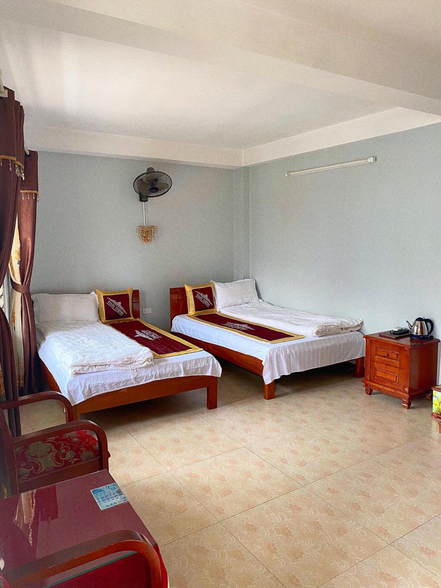 Thai Thinh Hotel Dong Van  Dış mekan fotoğraf